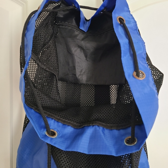 BeeGreen Blue Large Capacity Mesh Drawstring Backpack - Picture 2 of 14